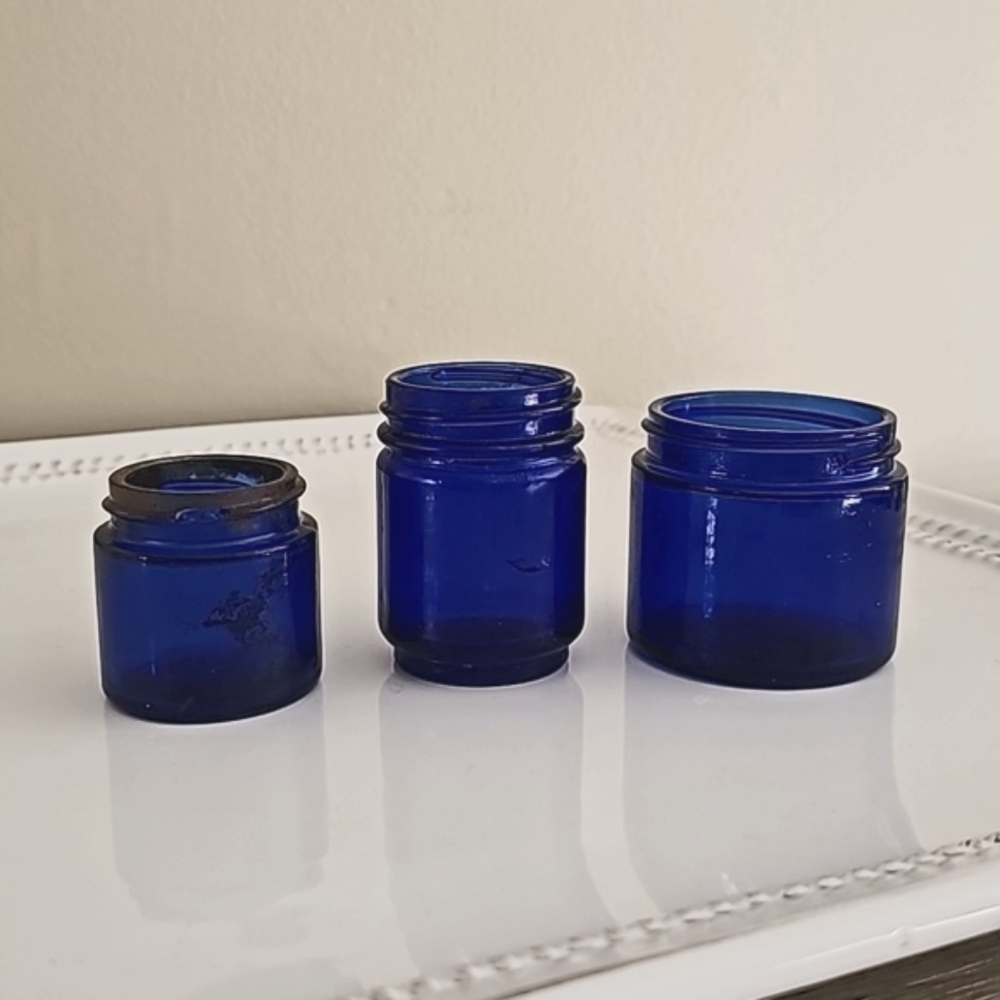 Vintage Noxzema & vapor rub jars